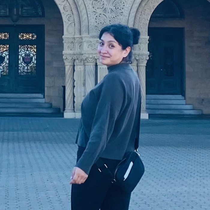 Miss Clara, Teacher